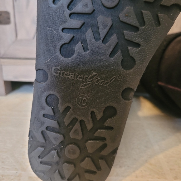 Womens Greater Good Cozy Boots - Picture 3 of 5